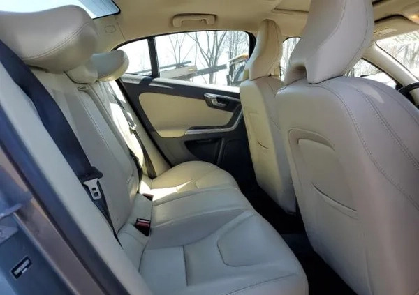 Volvo S60 cena 32950 przebieg: 87935, rok produkcji 2017 z Kuźnia Raciborska małe 46